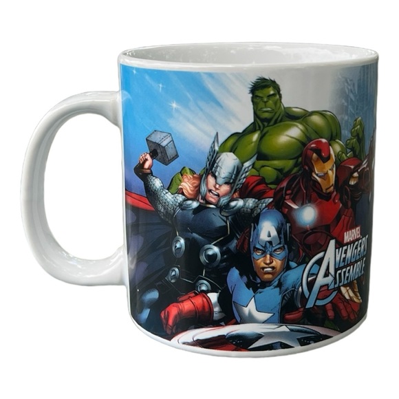 MARVEL AVENGERS ASSEMBLE 20 OZ COFFEE CUP MUG IRON MAN HULK THOR CAPTAIN AMERICA - Picture 3 of 6